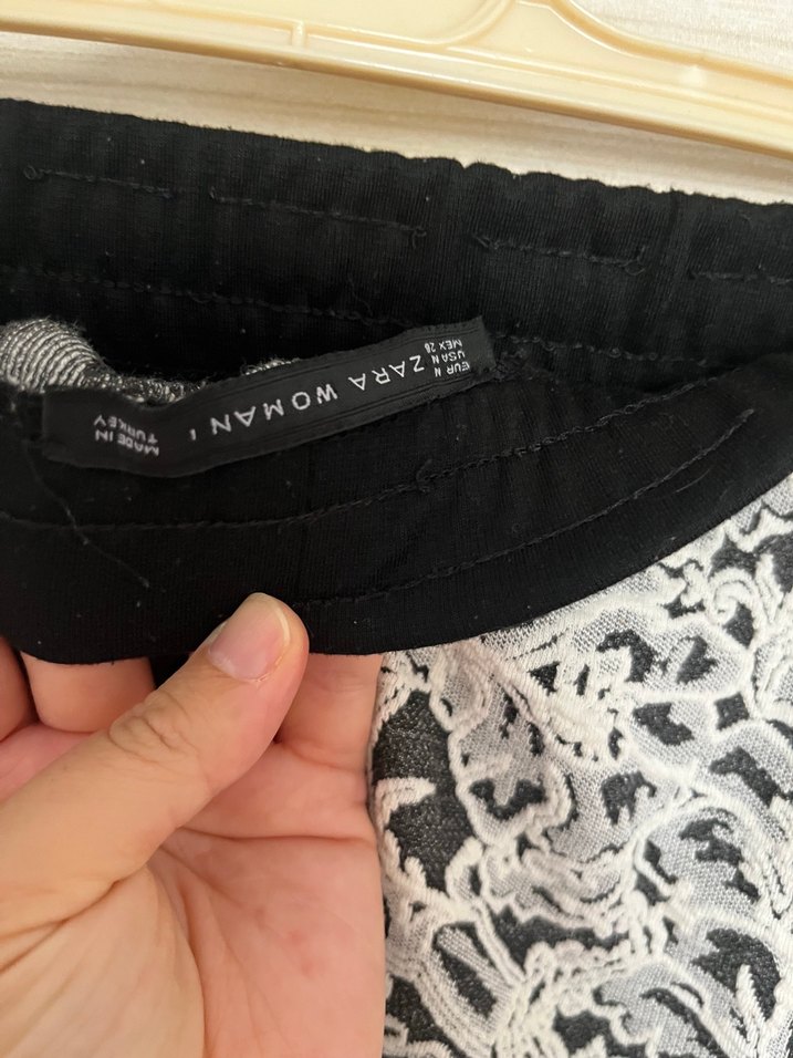 Zara Dantel İşlemeli Etek - Görsel 3