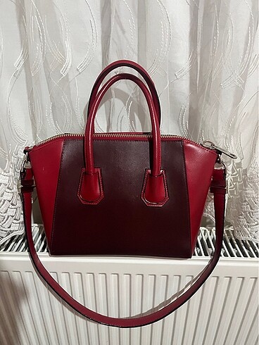 GIVENCHY Çanta