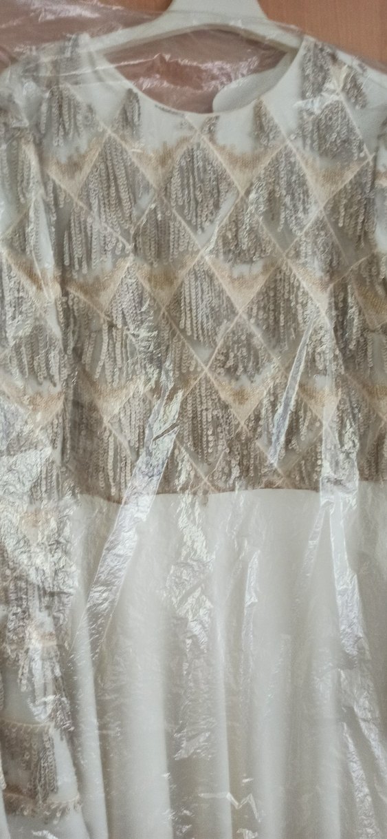 Uzun Kollu Beyaz Drapeli Bohem abiye - Görsel 2