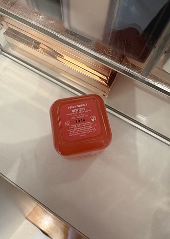 Huda Beauty Peach Sorbet Likit Allık - Görsel 2