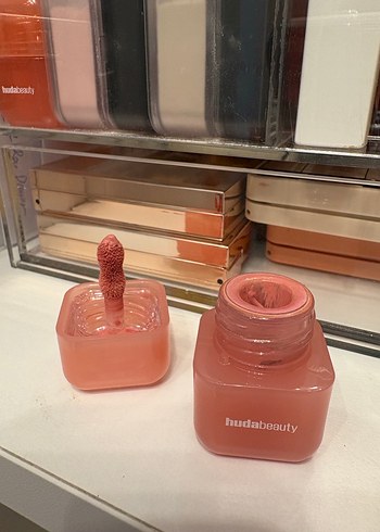 Huda Beauty Cotton Candy Likit Allık - Görsel 3