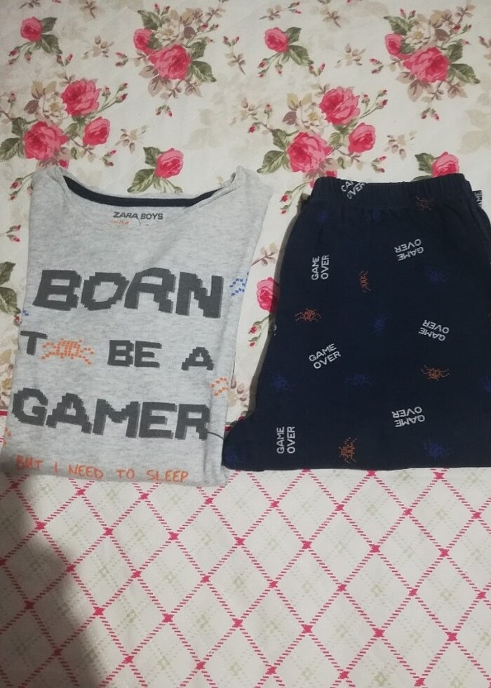 Zara Erkek çocuk pijama takımı  - Görsel 2