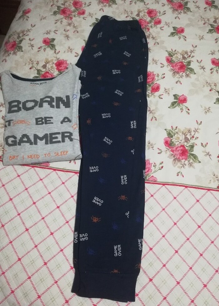 Zara Erkek çocuk pijama takımı  - Görsel 5