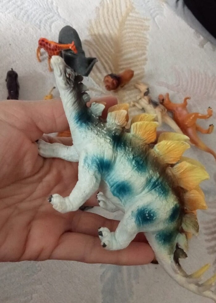 Plastik hayvanlar  - Görsel 2