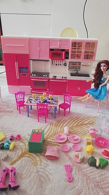 Barbie. Mutfağı
