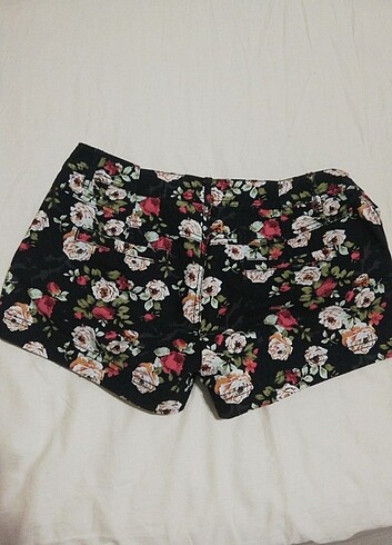 çiçek desenli şort - Görsel 6