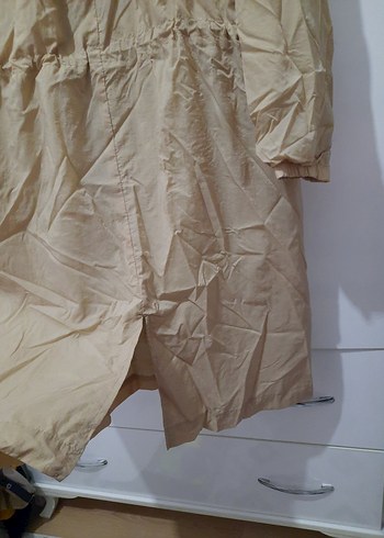 Bej Kapüşonlu Midi Kadın Yağmurluk - Görsel 4