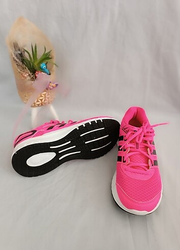 39 Beden Adidas 39 Numara Bayan Spor Ayakkabı.