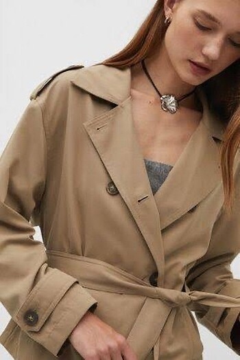 s Beden Stradivarius trençkot