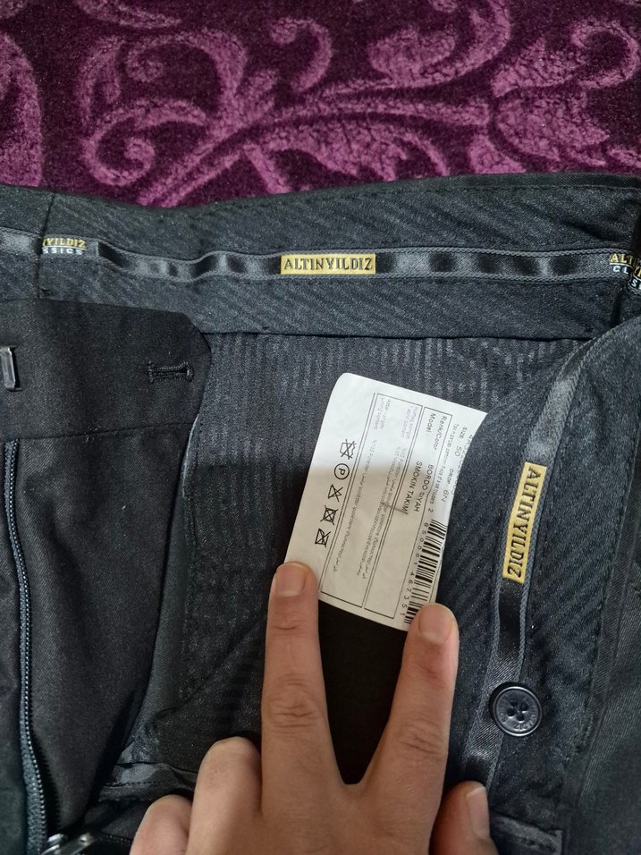 Şık Siyah Düz Pantolon — görsel 2/2