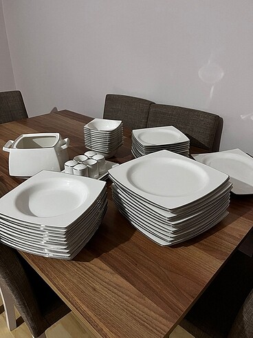 Yemek takımı