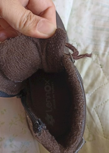 Kahverengi erkek çocuk bot - Görsel 5