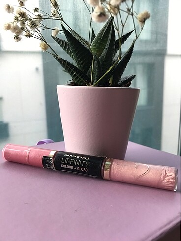 Max Factor Lipfinity Çift Taraflı Ruj