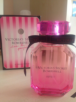 Victoria's Secret Bombshell