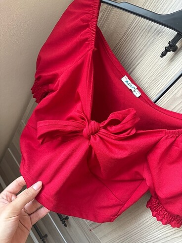 Trendyol & Milla Kırmızı crop