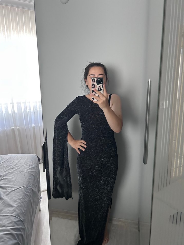 Siyah Drapeli Straplez Midi Elbise - Görsel 2