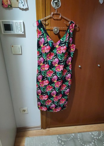 Çiçek Desenli Kadın Mini Elbise - Görsel 4