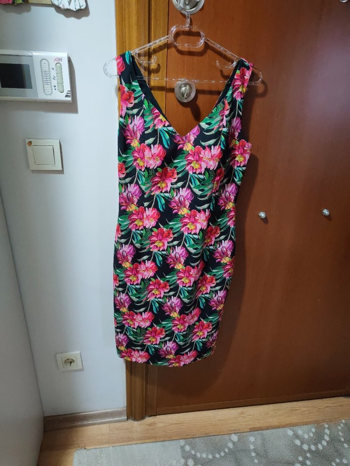 Çiçek Desenli Kadın Mini Elbise - Görsel 3