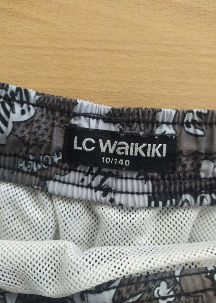 LC Waikiki 10 yaş erkek çocuk deniz şortu - Görsel 3