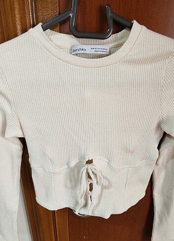 xs Beden Bershka marka xs beden licralı crop bluz