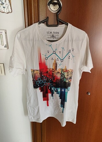 LC Waikiki LC Waikiki 13-14 yaş erkek çocuk tişört