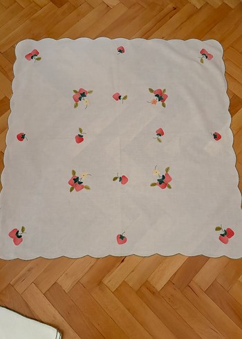 Aplike nakışlı80cm 80 cm kare dört peçeteli örtü - Görsel 2