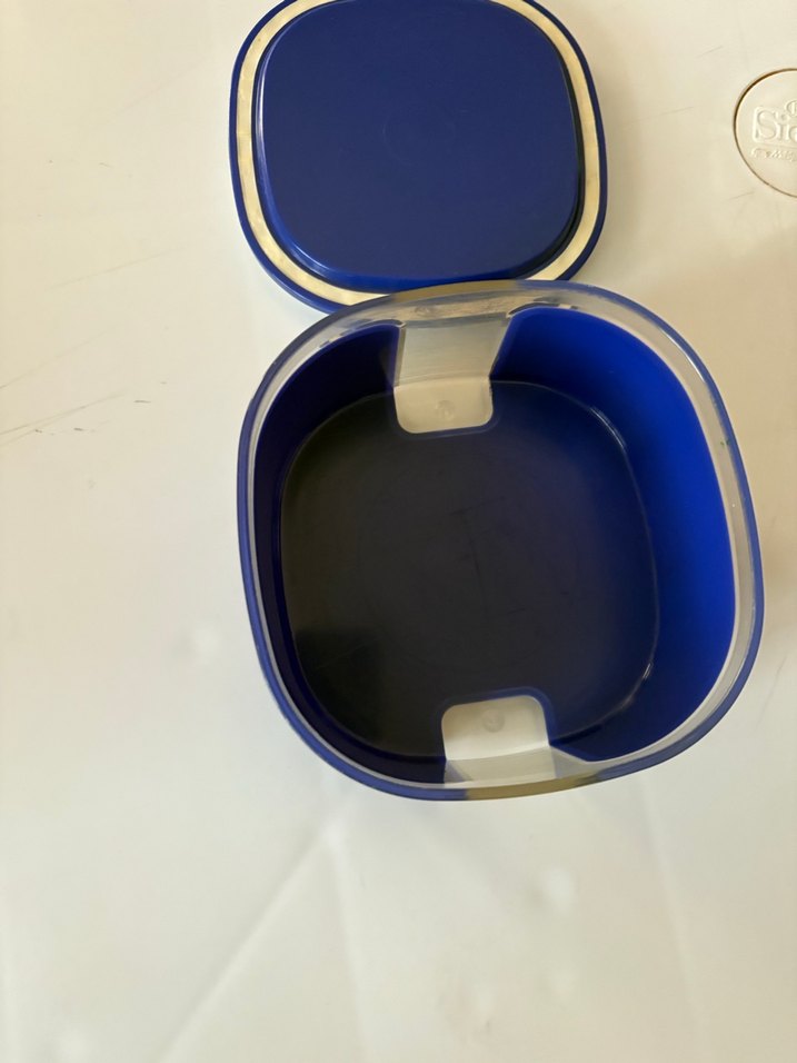 Larcivert şeffaf 0,7 litrelik saklama kabı  TaperWare marka - Görsel 4