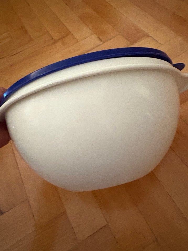 Kapaklı Beyaz Plastik Mutfak KabıTupperWare 2.75 litrelik - Görsel 2