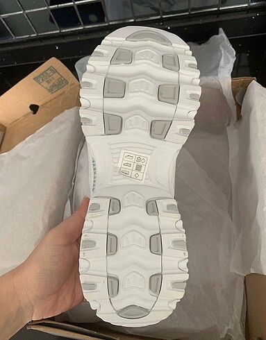 38 Beden Skechers ayakkabı