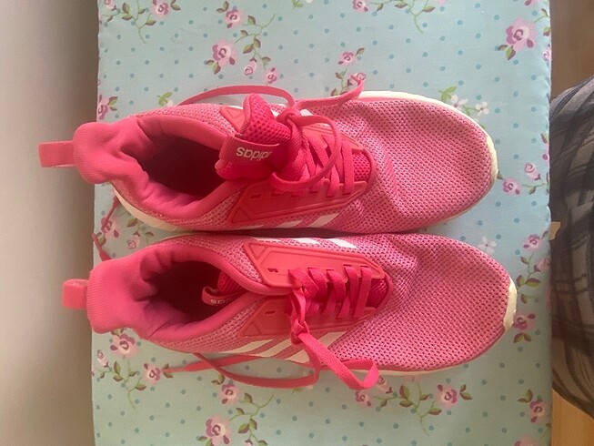 Adidas ayakkabı