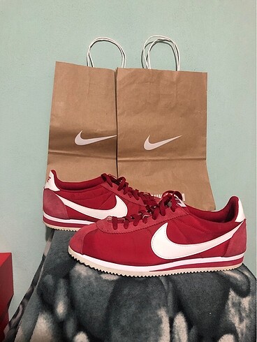 Orjinal nike cortez 45 numara