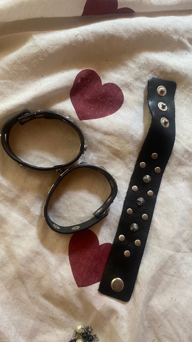 Siyah Rock Punk Tokalı Bileklik - Görsel 2