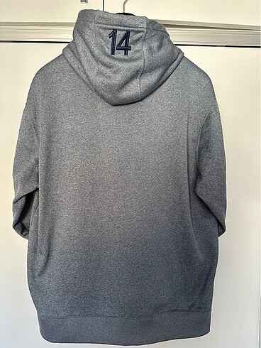 l/xl Beden Under Armour sweatshirt