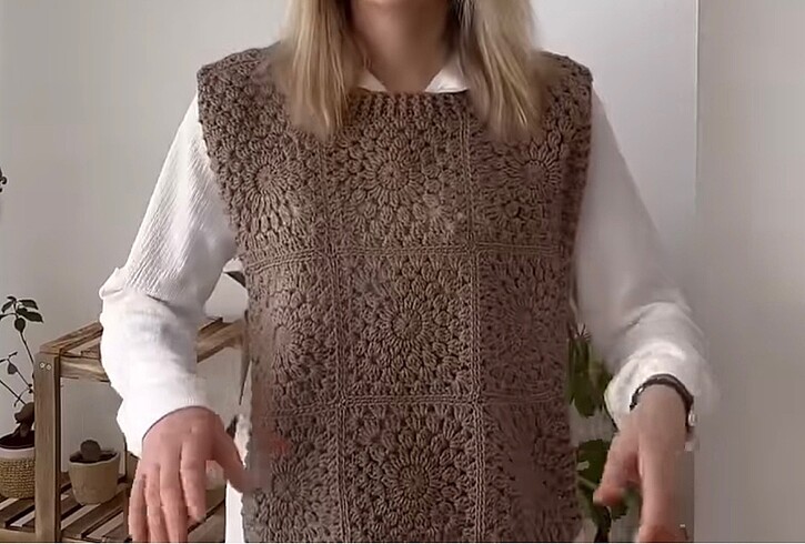 Örme önlük süveter