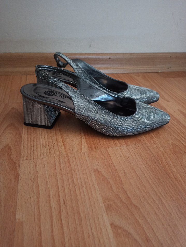 Gri Yılan Desenli Stiletto Topuklu Kadın Ayakkabı - Görsel 3