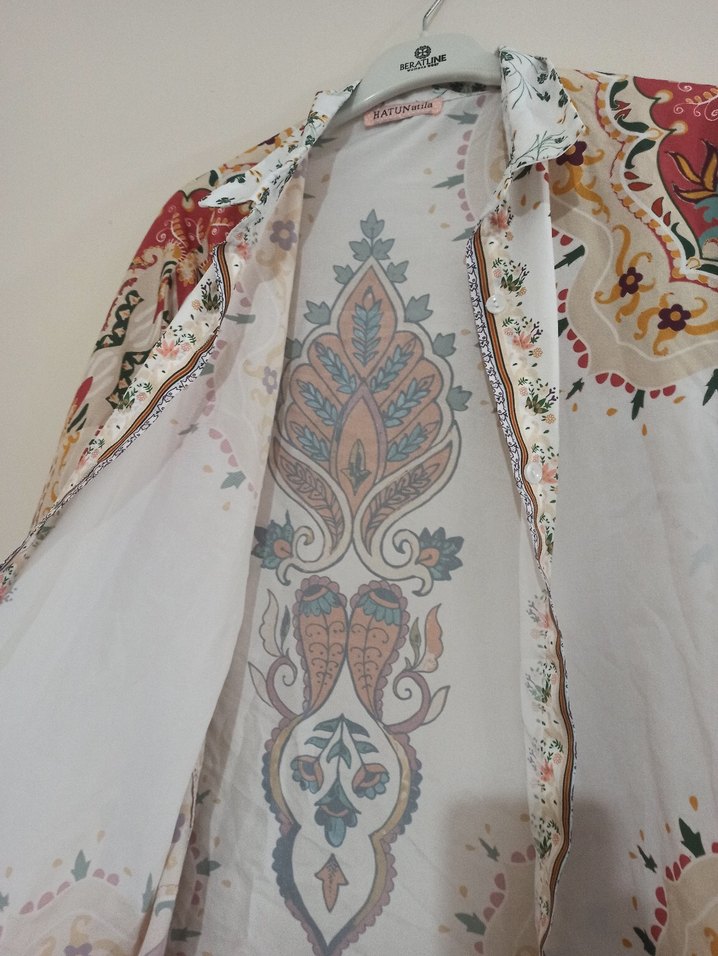 Uzun Kollu, Düğmeli Bohem Kadın Gömlek - Görsel 2