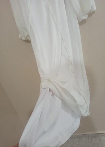 Beyaz Uzun Kollu Yüksek Yakalı Saten Elbise - Görsel 4