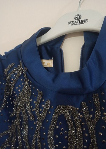 Uzun Kollu Mavi İşlemeli Abiye Elbise - Görsel 4