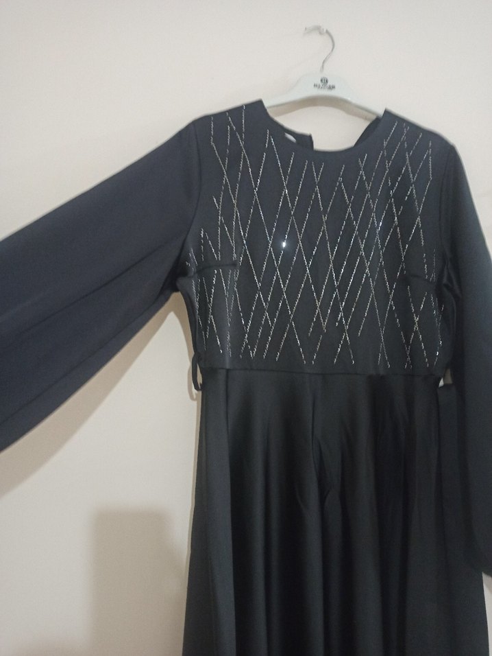 Uzun Siyah taşlı Gotik Elbise - Görsel 2