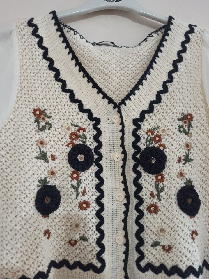 Nakışlı Bohem Beyaz Örgü Bluz - Görsel 2