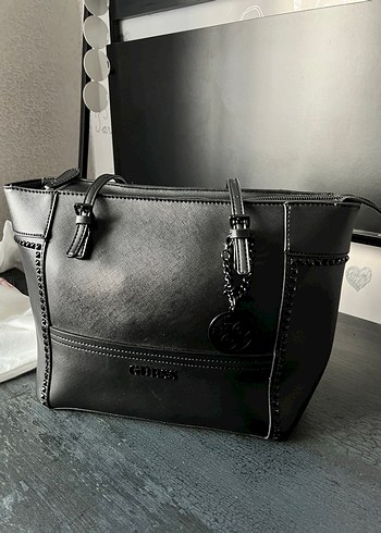 guess çanta