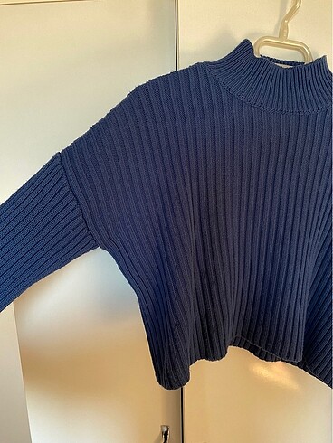 Trendyol & Milla Mavi Crop Kazak