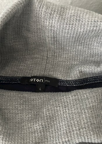 Gri Yüksek Yakalı Uzun Kollu Baskılı Sweatshirt - Görsel 3