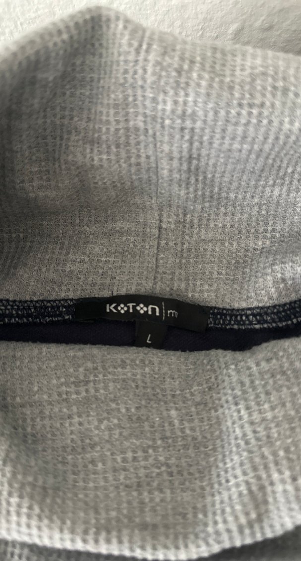 Gri Yüksek Yakalı Uzun Kollu Baskılı Sweatshirt - Görsel 2