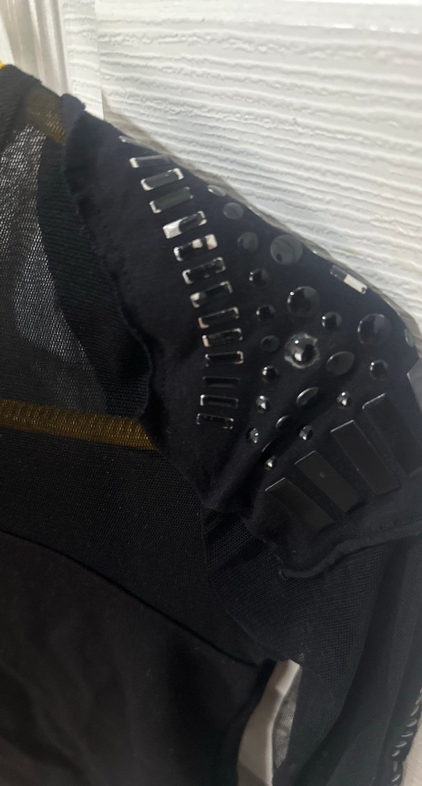 Siyah Dantel Detaylı Uzun Kollu Gotik Bluz - Görsel 4