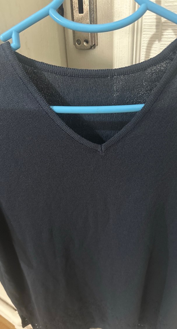 Kadın Lacivert V Yaka Kısa Kollu Tişört - Görsel 2