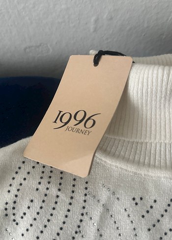 Beyaz Boğazlı Uzun Kollu Triko Kazak - Görsel 5