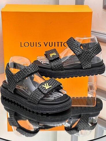 37 Beden siyah Renk Louis Vuitton Deri Sandalet
