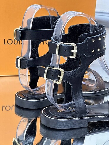 38 Beden siyah Renk Louis Vuitton Deri Sandalet