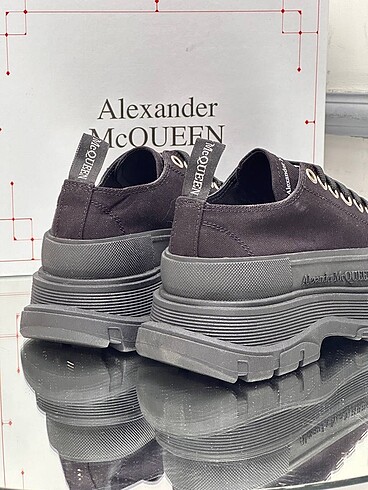 39 Beden siyah Renk Alexander Mcqueen İthal